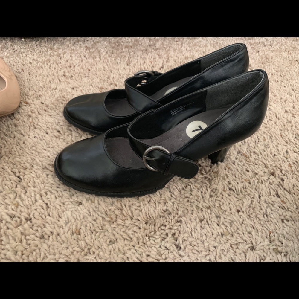 Like new cute heels